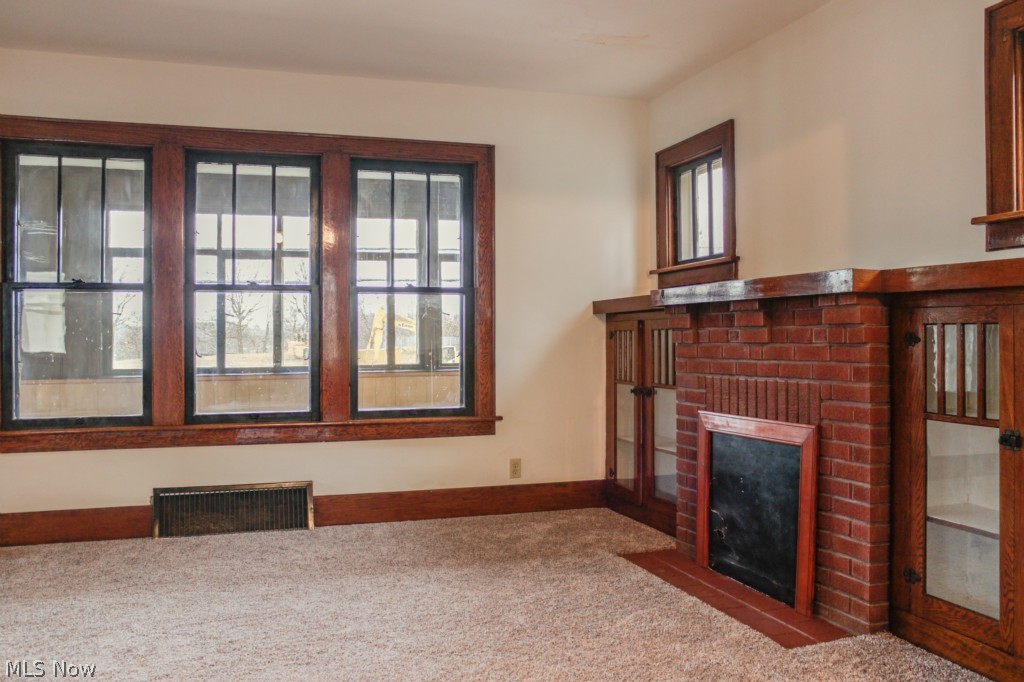 Lucy E Broadbecks Riverside P - Residential