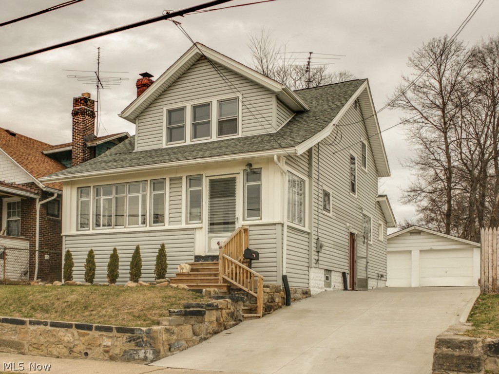 Lucy E Broadbecks Riverside P - Residential