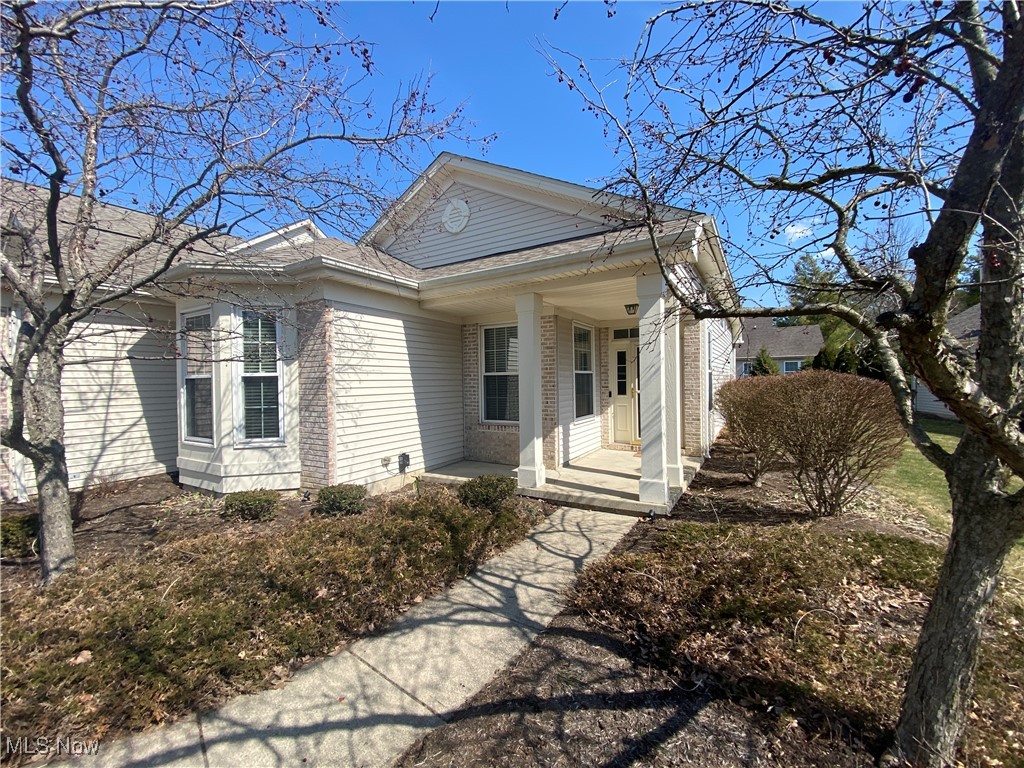 12235 Bristol Lane, Strongsville, Ohio image 2