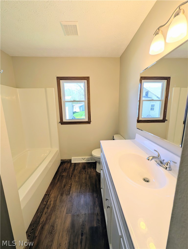 Village/Craig Beach - Residential