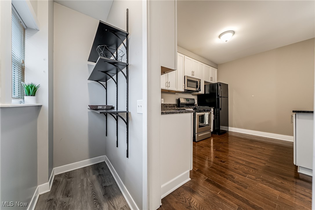 Walton Realty Companys Clifto - Residential Lease