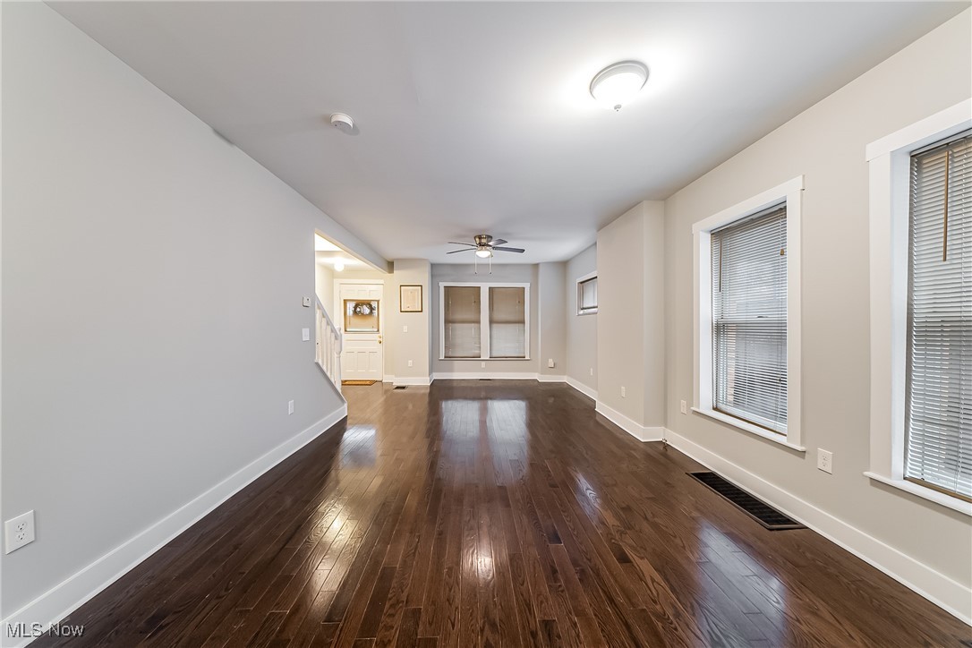 Walton Realty Companys Clifto - Residential Lease