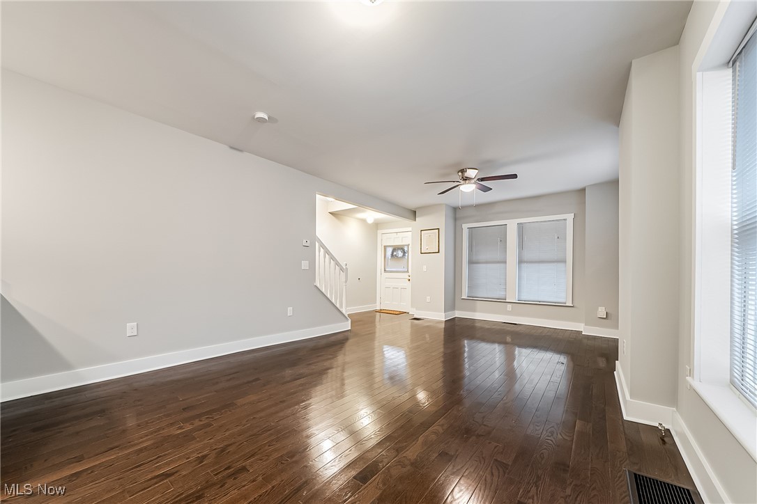 Walton Realty Companys Clifto - Residential Lease