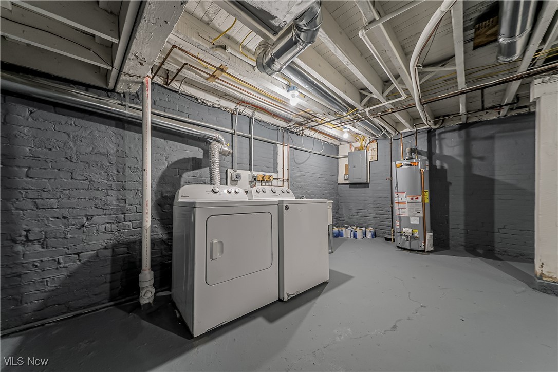 Walton Realty Companys Clifto - Residential Lease