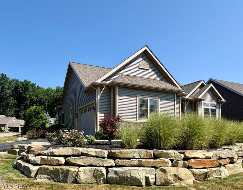 Photo of 2939 Briarwood Court, Poland, OH 44514 (MLS # 5191287)