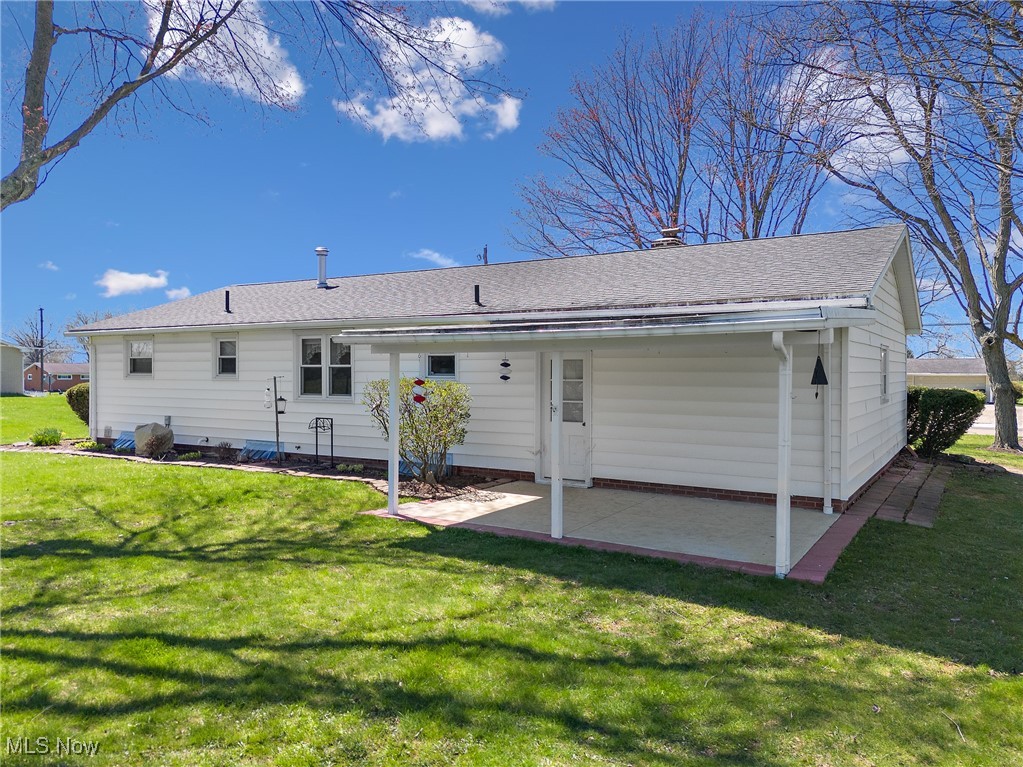 4522 Chester Avenue, Louisville, Ohio image 5