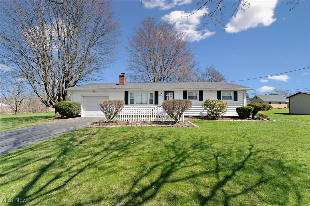 4522 Chester Avenue, Louisville, Ohio image 2