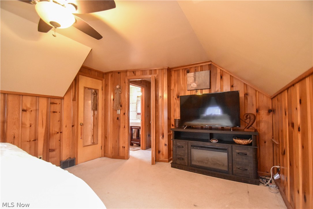 Howland Homes - Residential