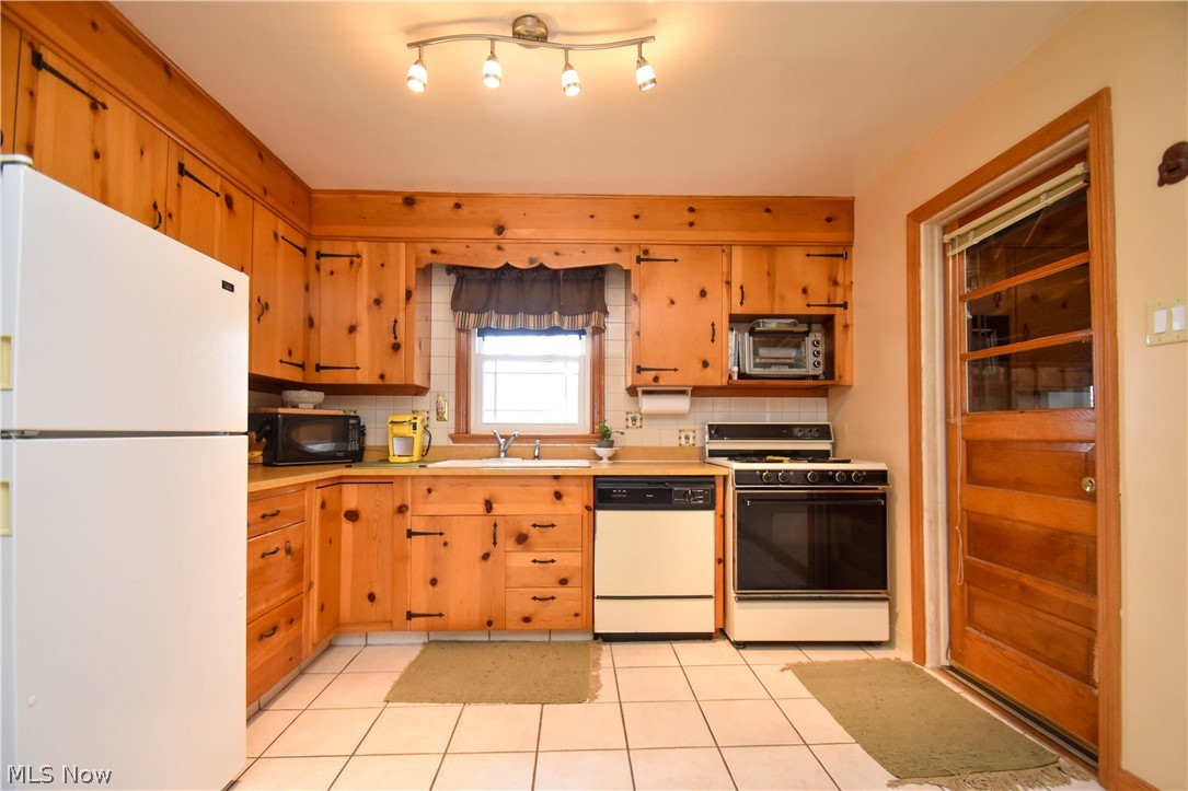 Howland Homes - Residential