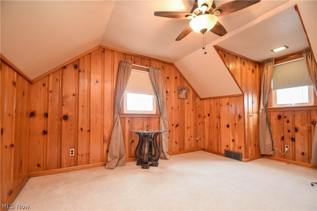 Howland Homes - Residential