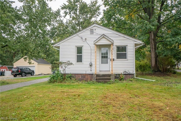 2325 EASTLAWN AVE, AKRON, OH 44305 - Image ceb5966ffb673cdb14a5f5eaa47567fa/706344960