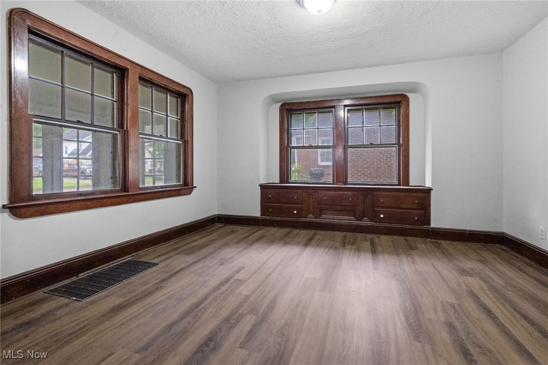 Delia Park - Residential