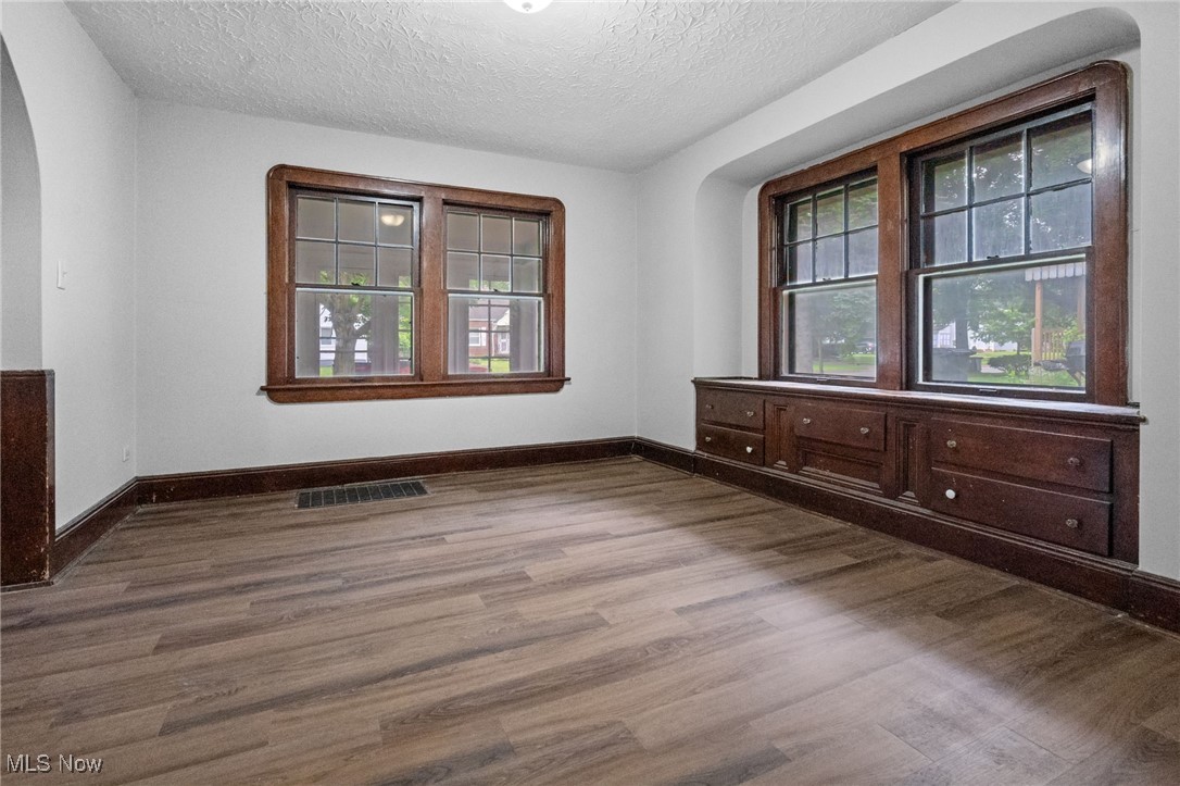 Delia Park - Residential