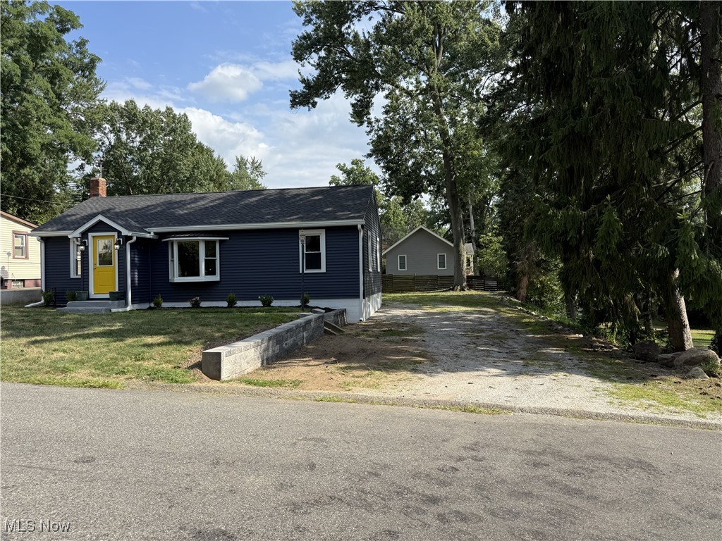 Lakeshore Hlnds - Residential