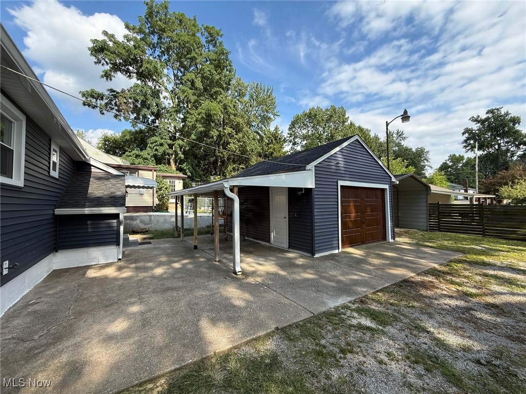 Lakeshore Hlnds - Residential