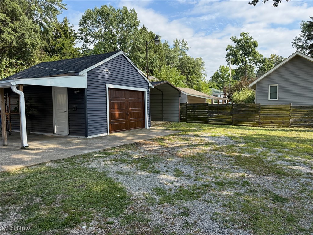 Lakeshore Hlnds - Residential