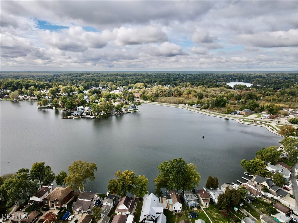 Lakeshore Hlnds - Residential