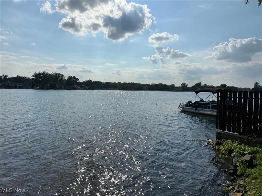 Lakeshore Hlnds - Residential