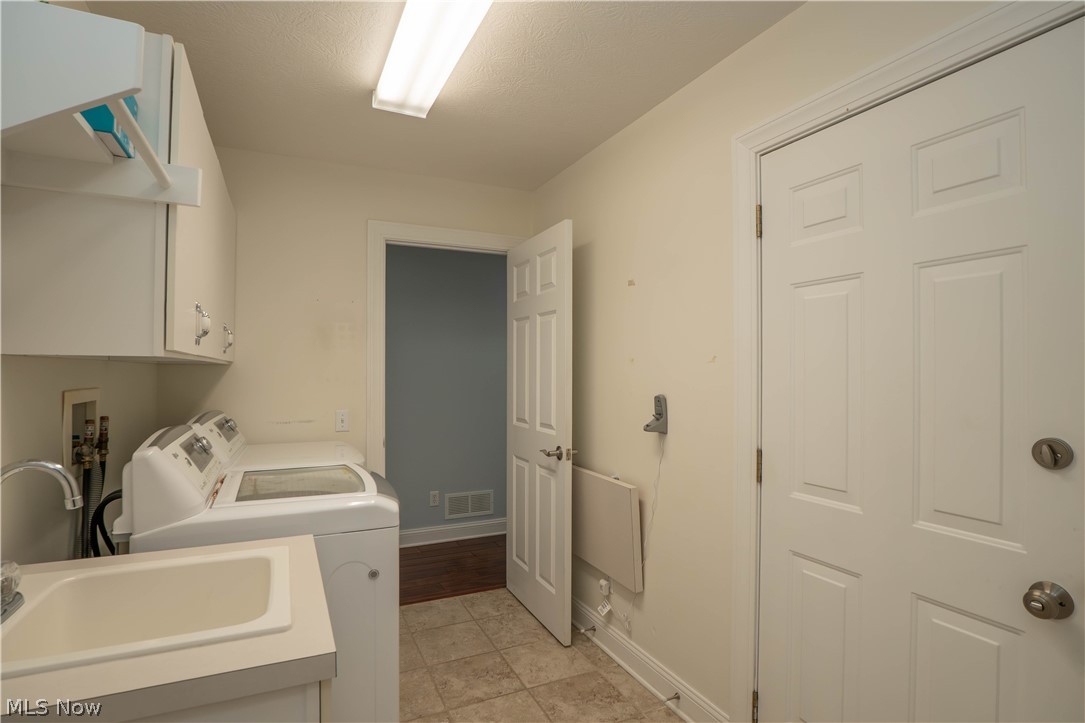 Lake Hollow Condo - Residential