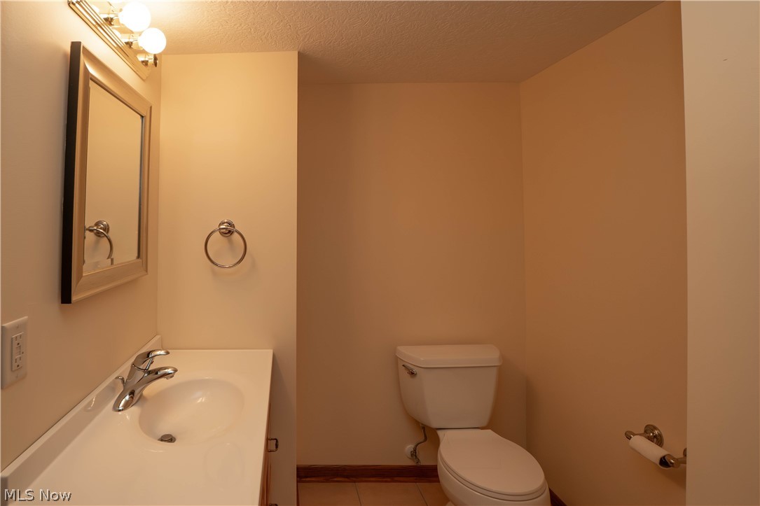 Lake Hollow Condo - Residential