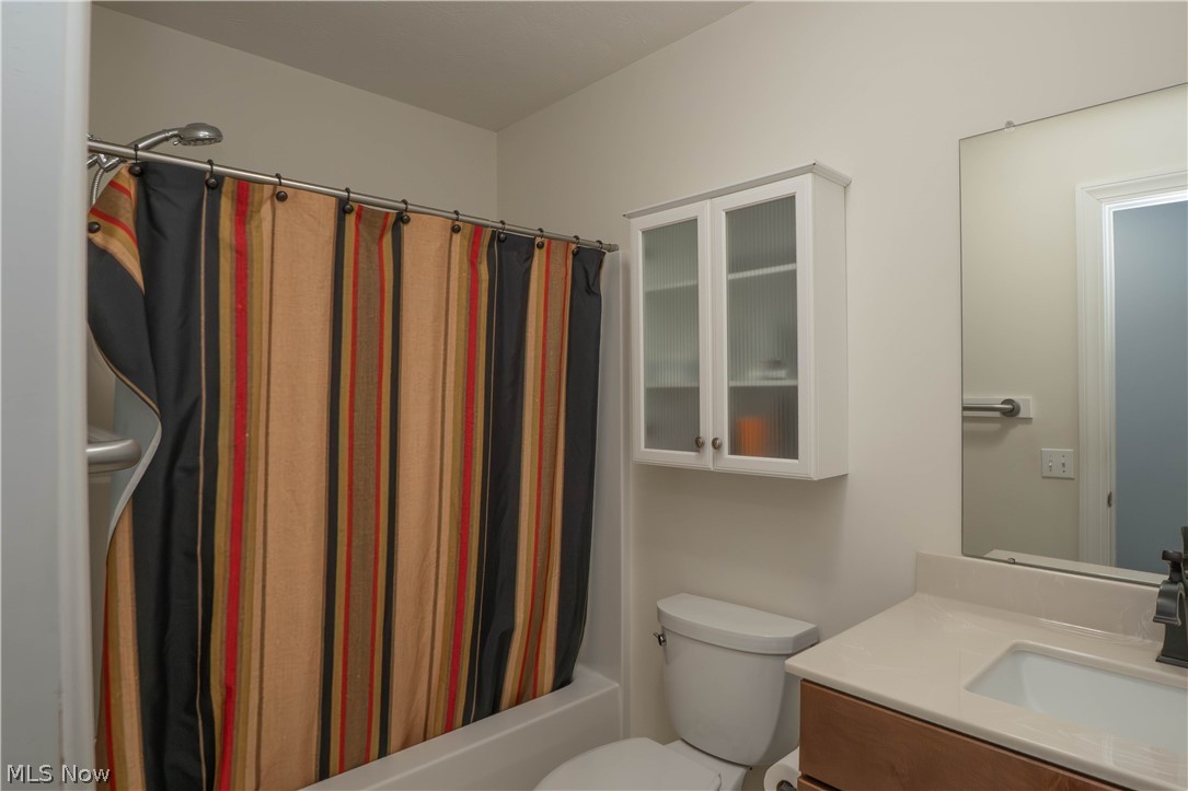 Lake Hollow Condo - Residential