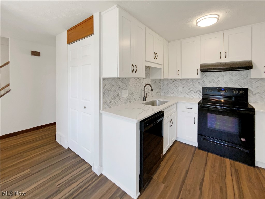 7451 Essex Drive, Mentor, Ohio image 13
