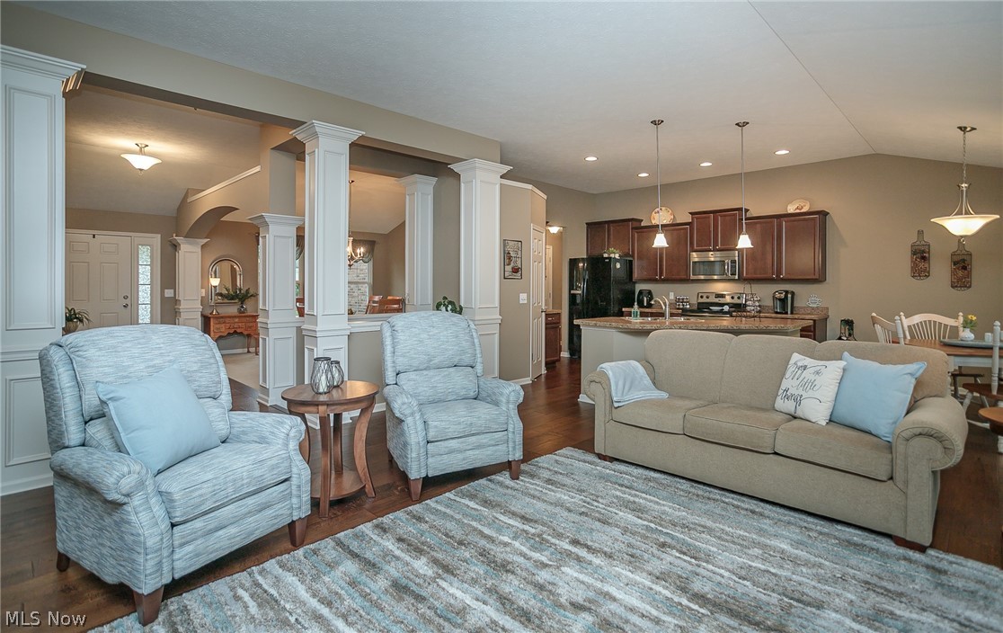 Oak Hollow - Residential