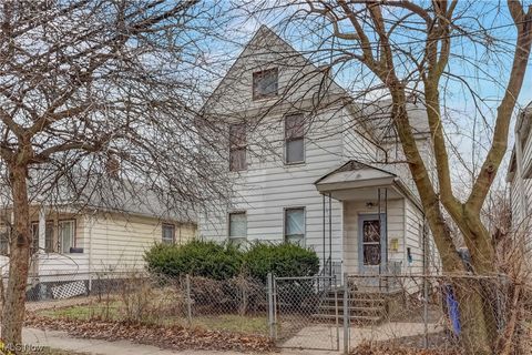 Triplex in Cleveland OH 3806 55th St 1.jpg