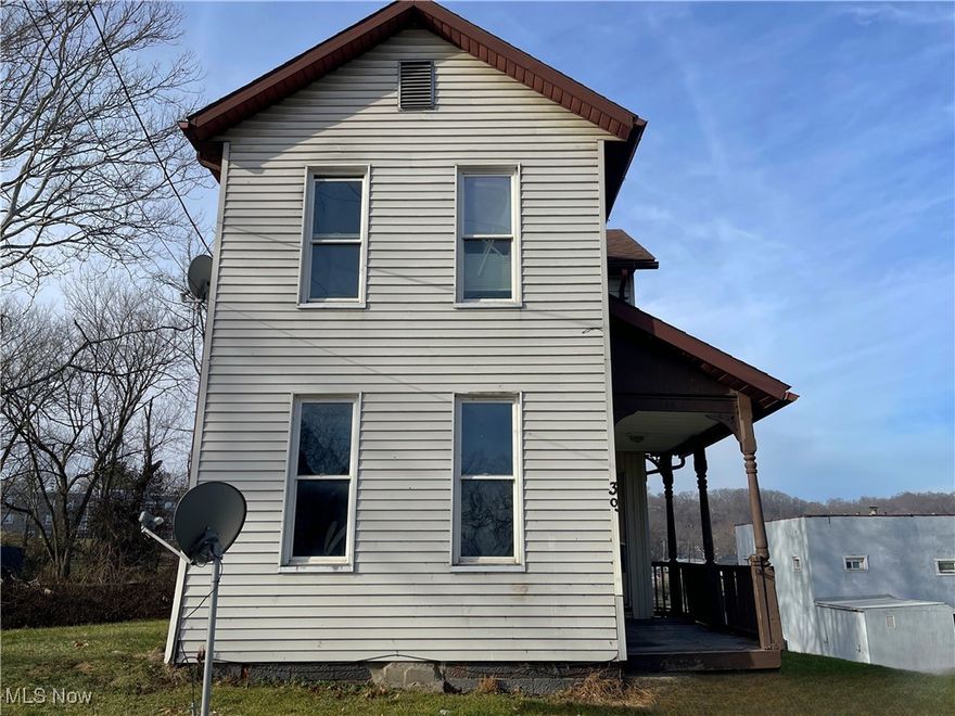 Affordable 3 bedroom 2 bath home in Zanesville.