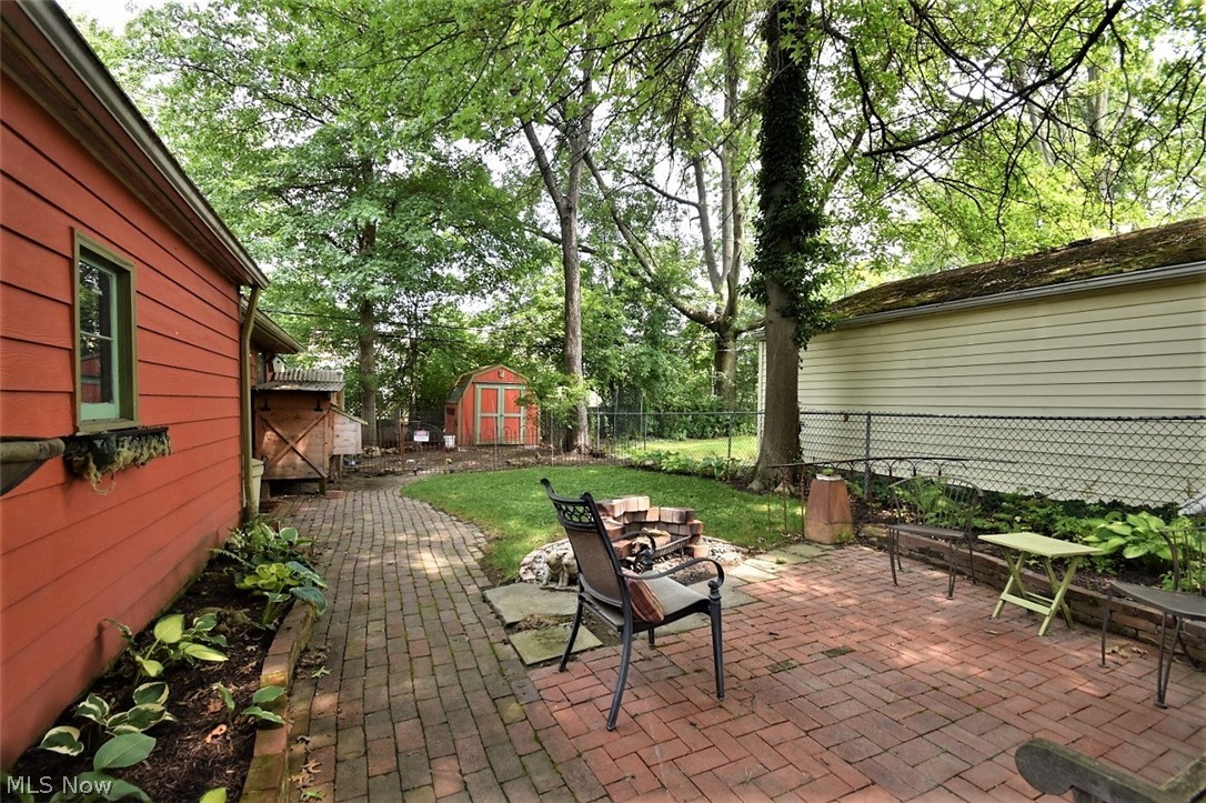 Berwald Stewart Cos Shaker Lake - Residential