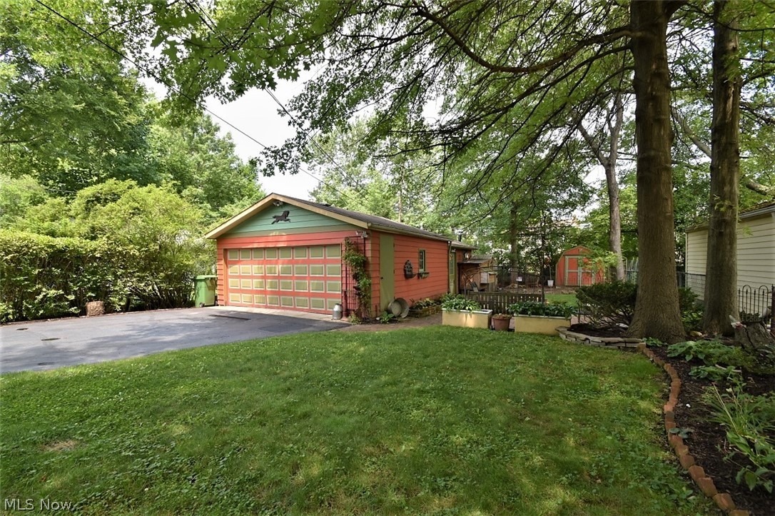 Berwald Stewart Cos Shaker Lake - Residential