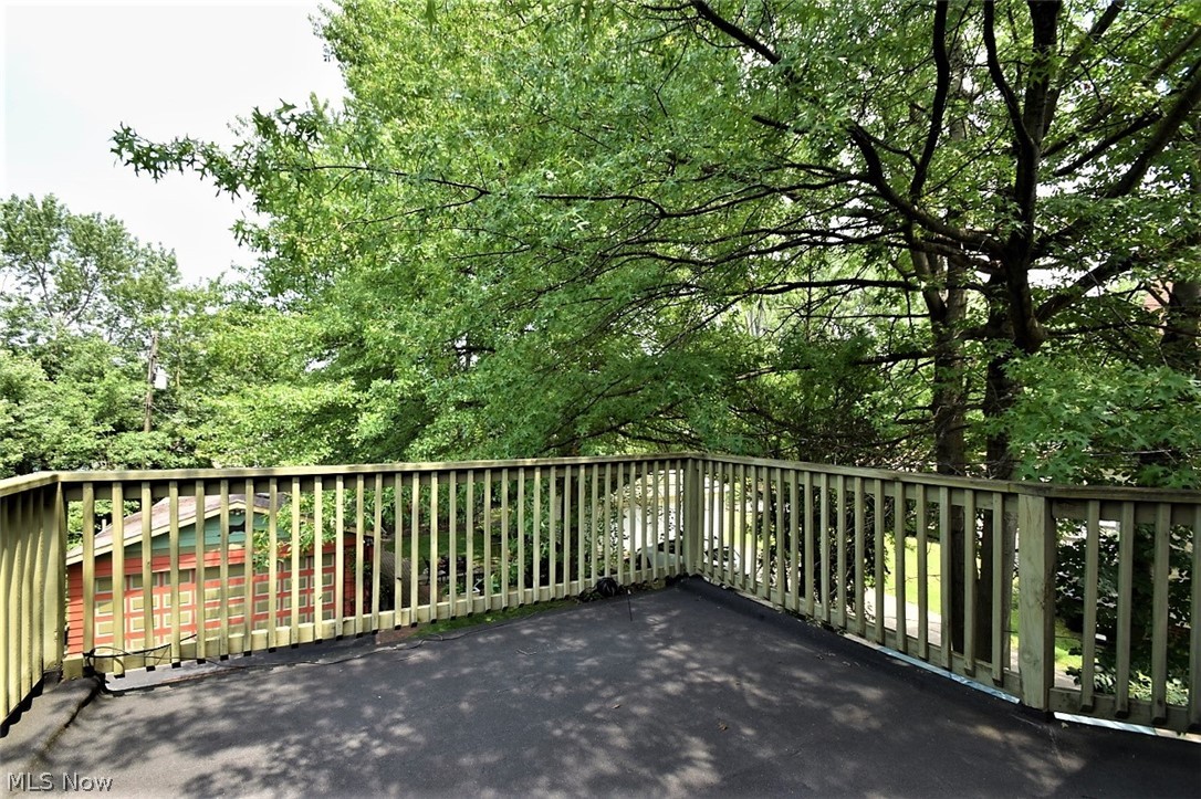 Berwald Stewart Cos Shaker Lake - Residential