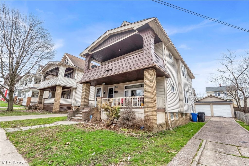 Photo of 4388 W 47th Street #4390/UP, Cleveland, OH 44144 (MLS # 5198872)