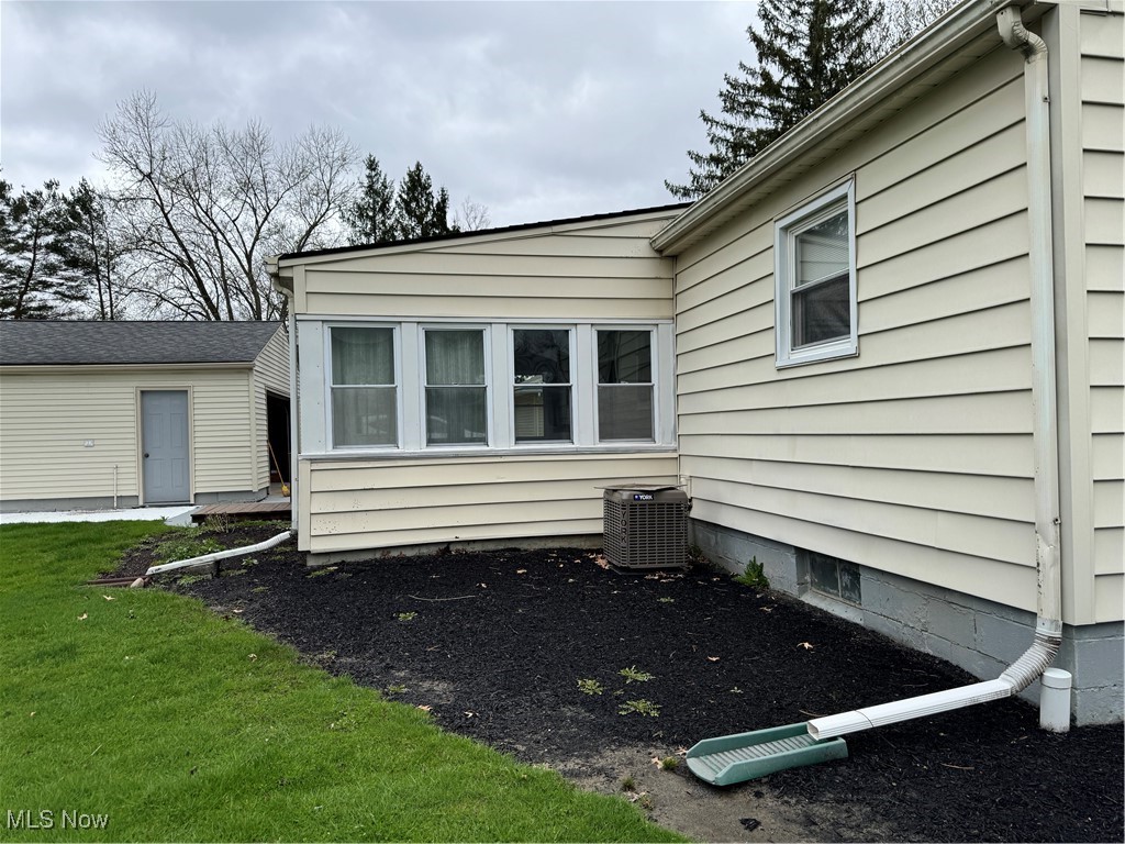 139 Durst Drive, Warren, Ohio image 3