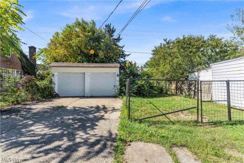 Tiny photo for 3654 W 138th Street #2/UP, Cleveland, OH 44111 (MLS # 5255522)