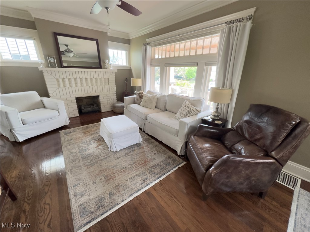 1622 Parkwood Road