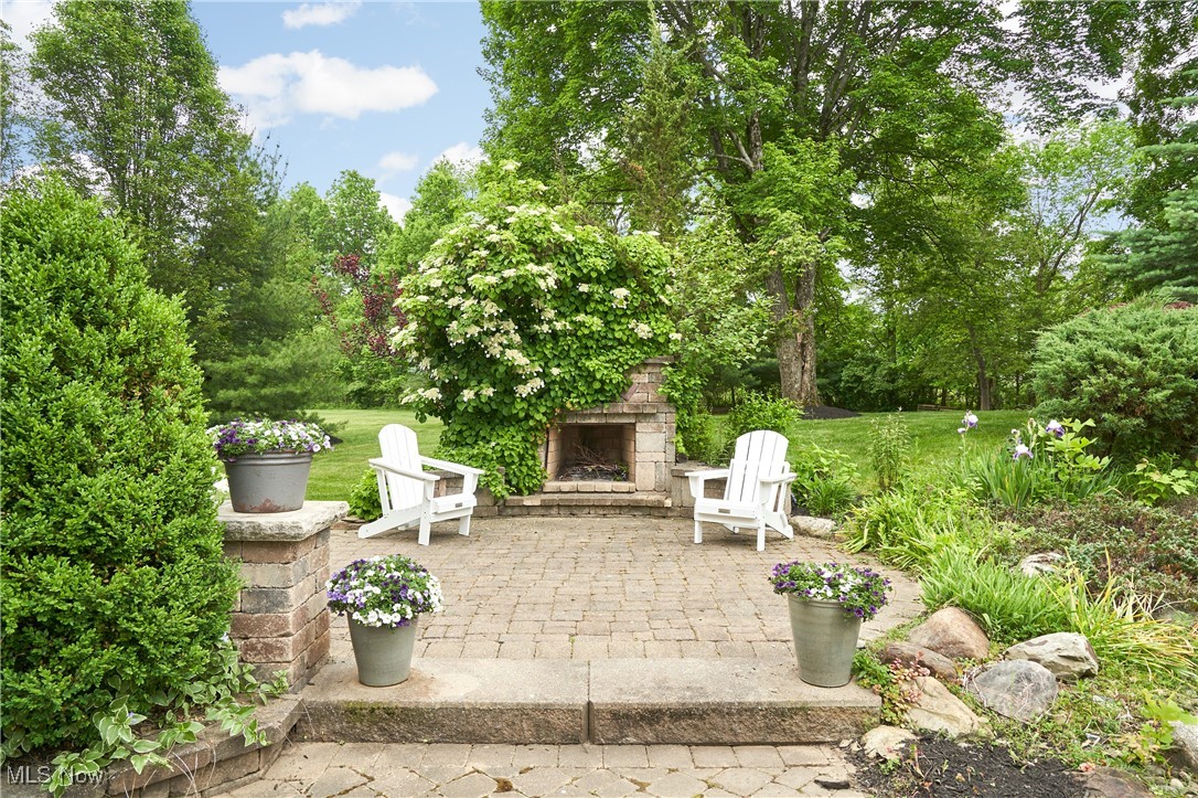 4306 Bridle Trail