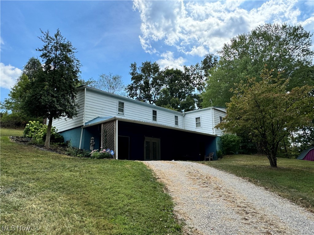 70571 Pine Hollow Road, Bridgeport, Ohio image 2