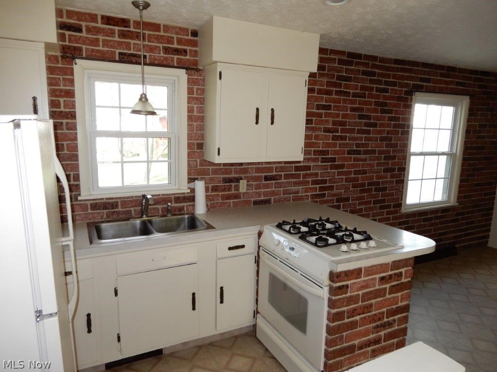 Charring Cross meadows - Residential