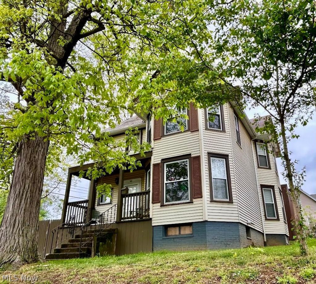 Photo of 601 Phillips Street, Marietta, OH 45750 (MLS # 5209806)