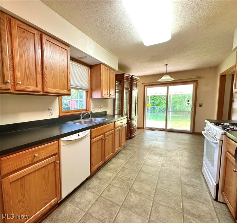 224 Natale Drive, Cortland, Ohio image 11