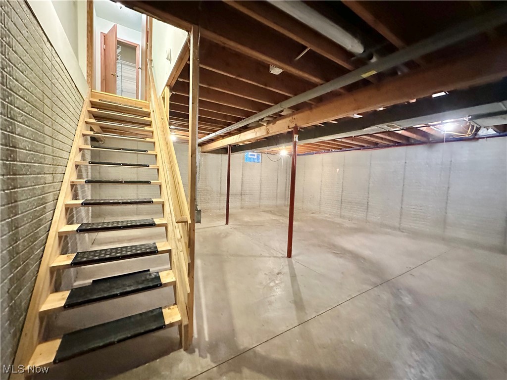 224 Natale Drive, Cortland, Ohio image 34