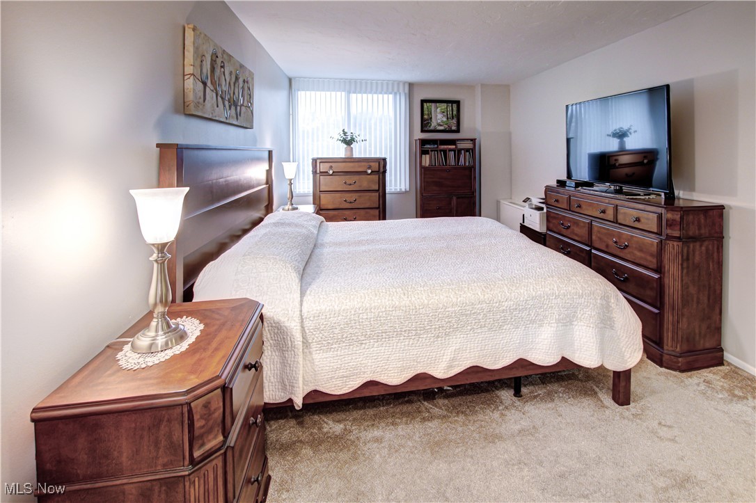 12900 Lake Avenue #820, Lakewood, Ohio image 23