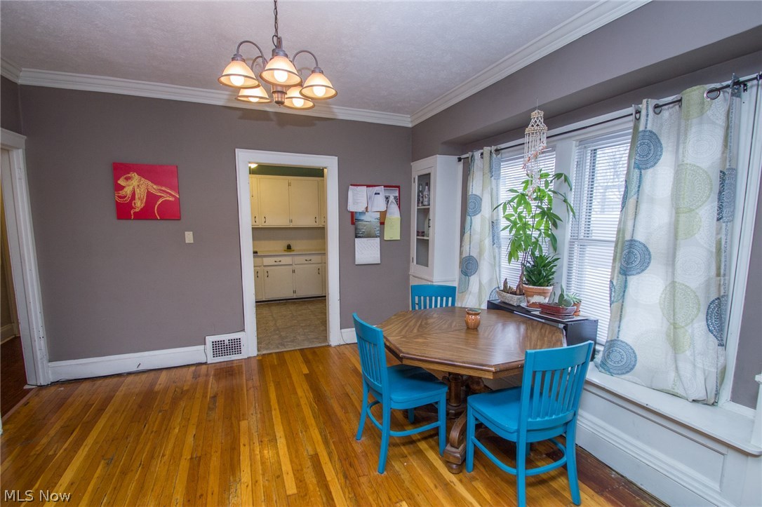 E G Gilbert 01 - Residential Income