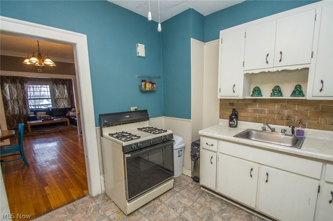 E G Gilbert 01 - Residential Income