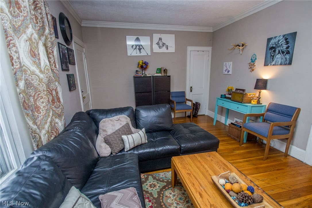 E G Gilbert 01 - Residential Income