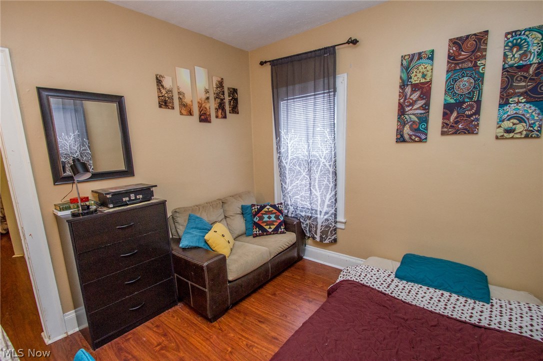 E G Gilbert 01 - Residential Income