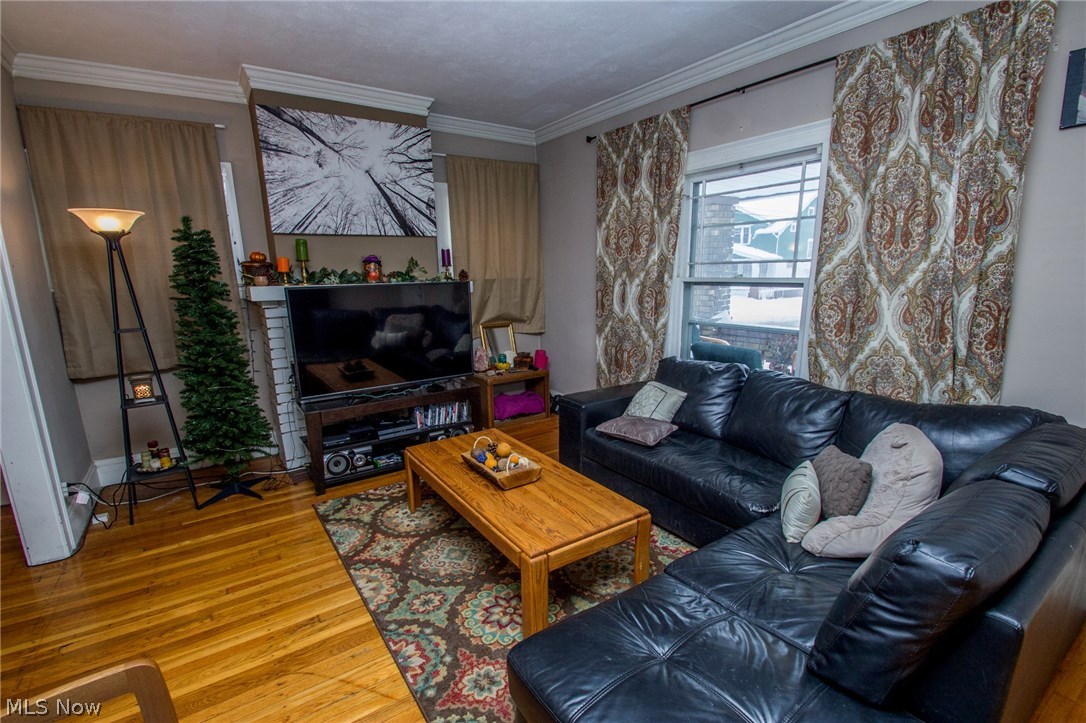 E G Gilbert 01 - Residential Income