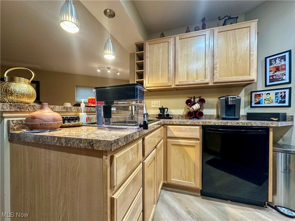 Spring Run Condo - Residential