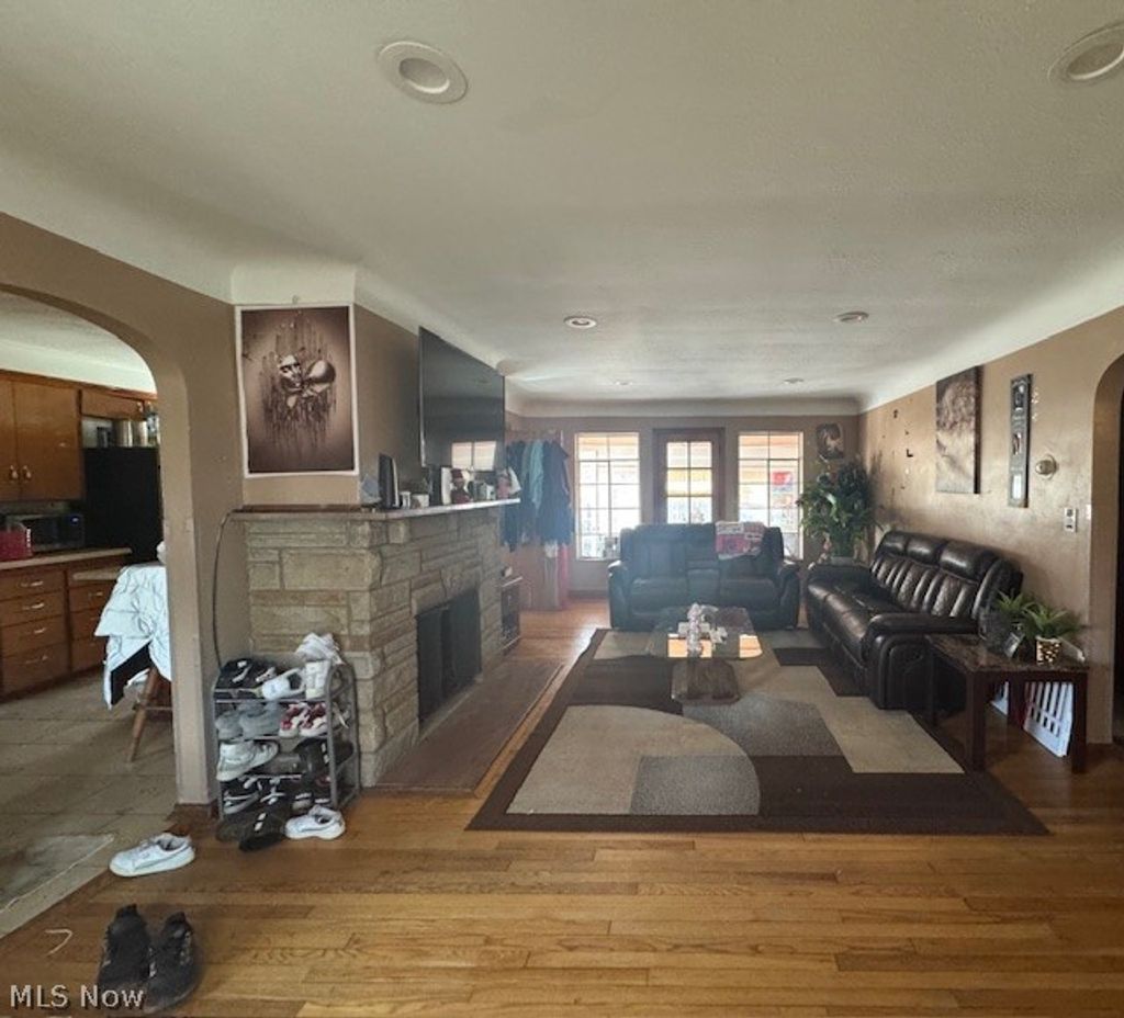 Photo of 2460 Belvoir Boulevard, Cleveland, OH 44121 (MLS # 5190704)